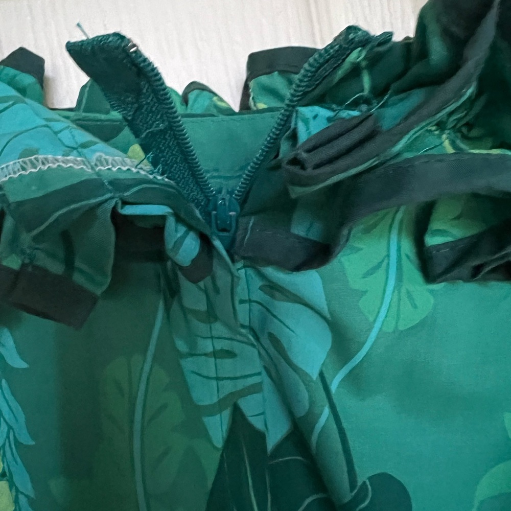 COMING SOON Aqua-green off-the-shoulder Carol Bennett muʻumuʻu (M) - Picture 8 of 8